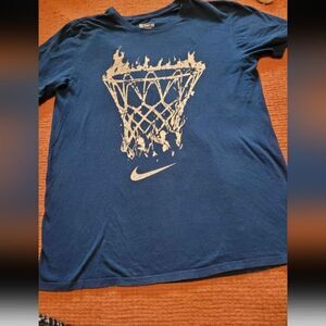Retro Nike Basketball T-Shirt blue basketball hoop swoosh comfy tee top medium